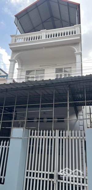 cần bán nhà 3 tầng sẵn về ở xây kiên cố nhà mới 120m tại do thượng tiền phong mê linh hà nội