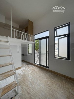 chdv mới 100% full nội thất, gác cao 1m7 cho sv huit - ngã tư gò mây. giá từ 2.8tr/tháng