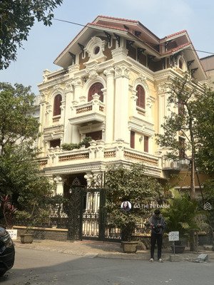 bán biệt thự làng việt kiều châu âu hà đông diện tích 139160200m, giá nhỉnh 40 tỷ