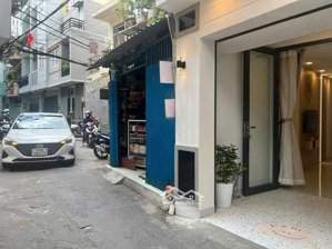 cần bán căn nhà đẹp 2 tầng 28m2 phố phan đình phùng phú nhuận - vị trí đẹp hẻm xe hơi giáp q1