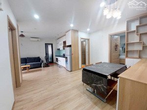 bán gấp 2pn, hướng mát tầng trung, full nội thất, sổ đỏ