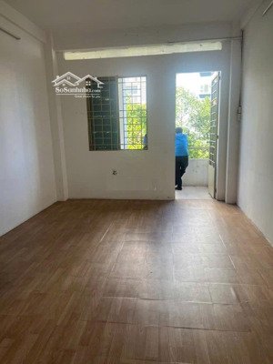 bán chung cư lý thường kiệt : dt 65m2.2pn giá 2,98 tỷ có sổ lh hưng