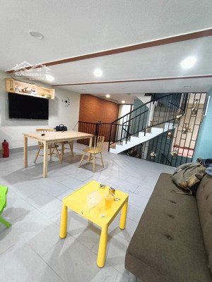 bán toà căn hộ 5 tầng hòa hải - dòng tiền 40 triệu/ tháng