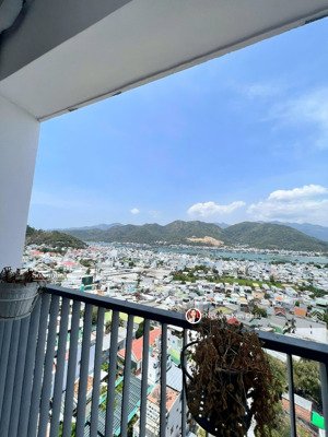 hiếm căn góc tầng cao 2pn ph nha trang 68m2 view sông gần biển bao hết, tặng full nội thất 1,98 tỷ