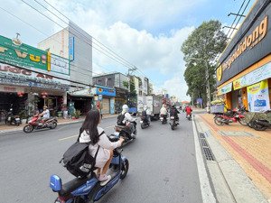 hiếm! võ văn ngân ngay trường đh sư phạm kỹ thuật thủ đức bán đất tặng nhà cấp 4 dt 155m2 ngang 6m