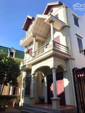 đất đa tốn, gia lâm giá chỉ 52tr/m2 tặng kèm biệt thự 3 tầng còn mới, ngõ oto con 4 chỗ vào được