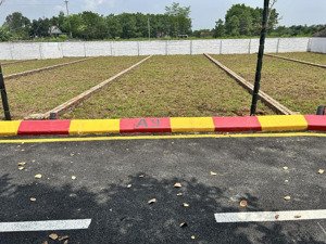 (duy nhất trong tháng) cho bác nào thích xây nhà trọ em đang có mảnh 101m2 giá hơn 2 tỷ tại tân xã