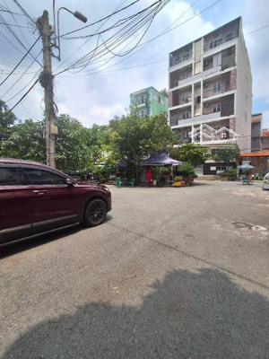 bán nhà mt đường nhựa 10m lý phục man, q7 5.5x20 109m 13.5 tỷ