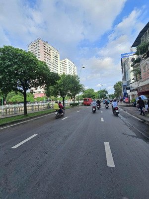 bán nhà riêng quận 3 - 144m2 thổ cư - ngang 6x24m - 1 hầm 1 trệt 6 lầu - giá bán 23 tỷ