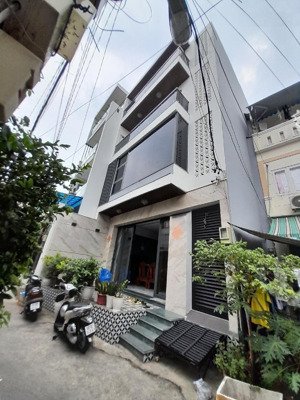 nhà đẹp 4 tầng 82,1m2 (6.3x14m) - bà hom - giá 9.4 tỷ