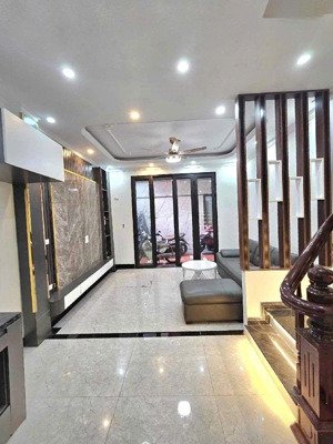 thanh am, nhà đẹp, 5 tầng, 5.8 tỷ, full đồ, mt4m, 30m2 - sổ đỏ chính chủ, sẵn sàng giao dịch