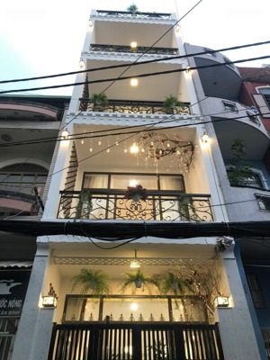 hot căn duy nhất mt trường chinh, dt 5 x 25m, 5 lầu giá 29.5 tỷ còn tl