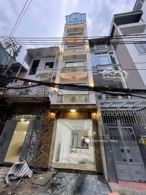 một căn duy nhất phố dương văn bé. ô tô tránh, thang máy, gần time city, giá 14,85 tỷ. 50m. 6 tầng