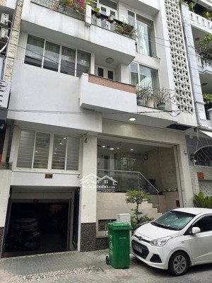 rẻ nhất tân phú, mặt tiền ngang 8m đường lê niệm, dt: 8 x 19m - kc: 4 tầng - giá: 19 tỷ