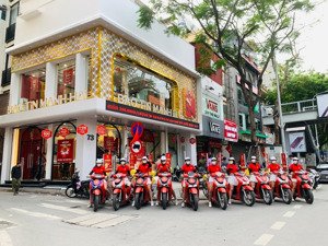 lô góc-cho thuê mặt phố thái hà, mt 15m, dt 320m2, view siêu hot