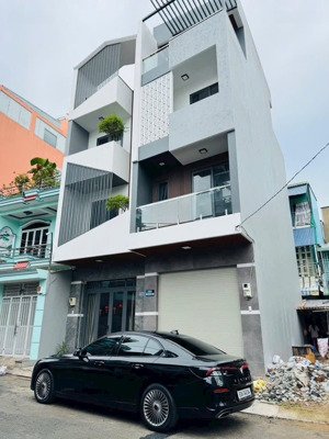 nhà mới 100% dọn vào ở liền mặt tiền trần thủ độ - 4.2m x 11m - 3 lầu