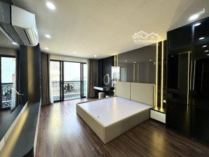 bán nhà thịnh liệt 75 m 7 tầng thang máy ga ra ô tô kinh doanh