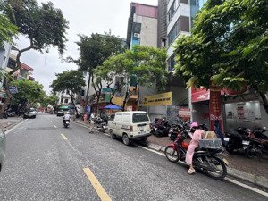 bán gấp nhà mặt phố thanh xuân 80m2, 6 tầng, vỉa hè rộng, kinh doanh đa dạng