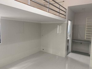 chính chủ còn 2 phòng có gác xếp giá tốt gò vấp - gần 2 trường đại học - cạnh chợ rất tiện