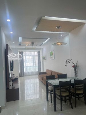 cho thuê nhà sky garden 3 căn hộ 3pn. em có nhận tìm căn hộ theo nhu cầu. lh: em hạnh 