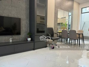 hàng hiếm 4.8 tỷ có nhà mới xây ở kiên cố - full nội thất - sân đậu ô tô - móng xây 5 tầng