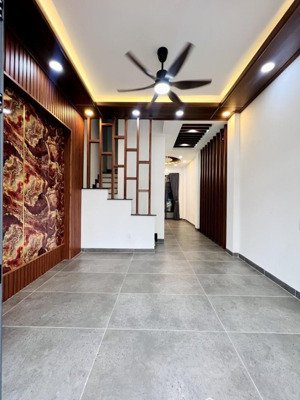 phú nhà đẹp ngay trần thủ độ giáp khu họ lê & nguyễn sơn, văn cao vip