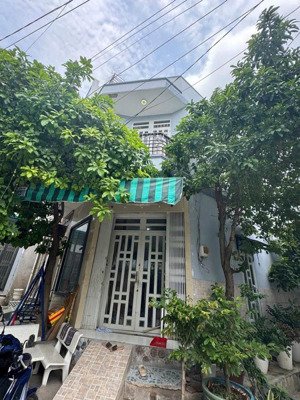 hàng ngộp bán nhanh trong tháng - nhà bán 2 mặt tiền kdc nam hùng vương, an lạc, quận bình tân