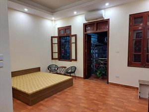 bán nhà trung tâm hai bà trưng - dòng tiền 40tr/tháng giá hơn 10 tỷ - 54m2 sổ đỏ sẵn sàng gd