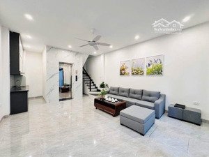 bán nhà xuân đỉnh, 38m x 6 tầng thang máy, tặng nội thất, ô tô đỗ, gần đại sứ quán hàn chỉ 9 tỷ