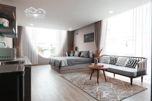 cho thuê căn hộ cửa sổ 40m2 ngay phan đăng lưu, bình thạnh gần chợ bà chiễu