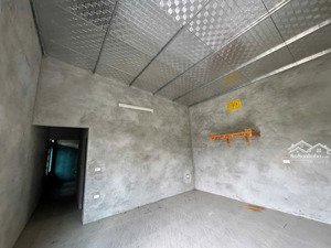 rẻ nhất ba vì - đất sơn đà sẵn nhà cấp 4 mới xây, đường bê tông thông thoáng, cách tl413 chỉ 400m