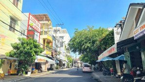 bán nhà 2 tầng mặt tiền đường tô vĩnh diện phường phương sài nha trang gía 24 tỷ