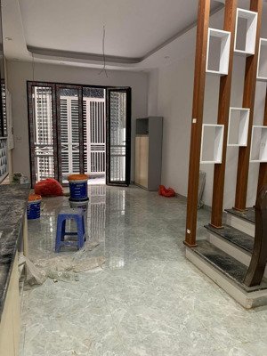 chính chủ cần bán gấp nhà ngõ 17 đại mỗ - nam từ liêm - nhà thiết kế tầng 2 phòng