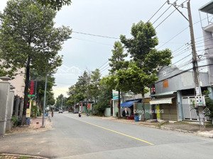 mặt tiền kinh doanh cực đẹp ngay trung tâm p. đông hoà. dt: 572.3m2 (11.5x 50m). giá: 18 tỷ