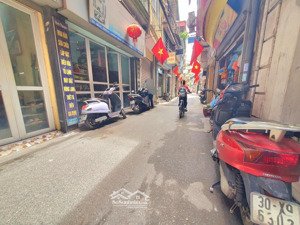 cần bán gấp nhà phố vương thừa vũ,ngõ ô tô,phân lô,tiện ích đầy đủ