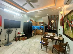 duy nhất nhà ở phú đô - ở ngay - gần ô tô - dân trí cao - full nội thất - nhiều tiện ích