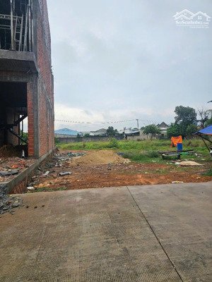 cần bán gấp lô đất cực đẹp chỉ cách mt nguyễn chí thanh 50m giá 1 tỷ 650 triệu