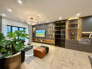 bán căn hộ chung cư diamond flower, 10 tỷ, 116 m2, 3pn-2wc nội thất đầy đủ, sổ đỏ sang tên .