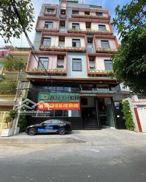 tòa chdv hầm 7 tầng 70 phòng với doanh thu 400 triệu/th, mặt tiền đường ngay nguyễn thị thập,quận 7