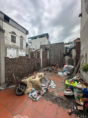 bán đất trung tâm long biên giá 5,7 tỷ 36m2 mặt tiền 4m