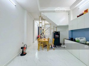 quá ngộp - nhà 2 tầng - hxh - gần nt thủ đức - dt: 70m2 giá 4.x tỷ