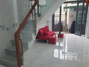 mua cho con cháu đi học sài gòn hợp lý nè các phụ huynh- giá 2,6 tỷ