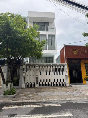 siêu phẩm hiếm nhà 4 tầng dương đình nghệ, dt 130m2 vuông vứt, khu vực du lịch đông đúc.