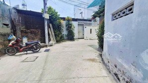 [ nhà 3 tầng new __ 2 mặt tiền hẻm củ chi ] - cách biển hòn chồng: 650m. giá: 6,9 tỷ.