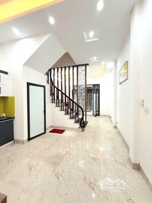 bán gấp nhà định công thượng - vũ tông phan gần phố 45m2 4 tầng trước nhà thoáng sáng