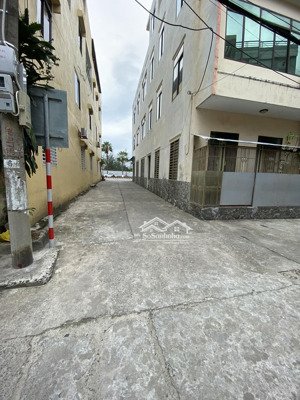 chính chủ gửi bán nhà 3.5 tầng mt thanh duyên,p hải châu.đà nẵng