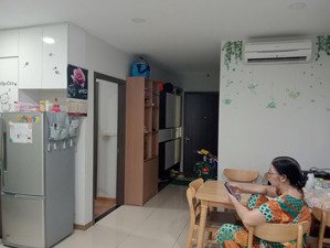 chính chủ cần bán căn 62m2 2n2wc toà hh2 xuân mai complex.