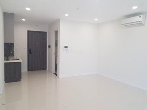 bán gấp ch lavida plus, nguyễn văn linh, tân phong, quận 7 2,45 tỷ, 37m2, nhận ngay, view bitexco