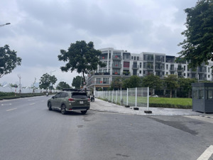 bán biệt thự liền kề the mano nguyễn xiển 130m giá 72 tỷ