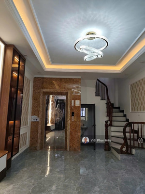 bán nhà ngọc hà ngõ thông thang máy, tặng nội thất ở ngay 44m2* 6t.
